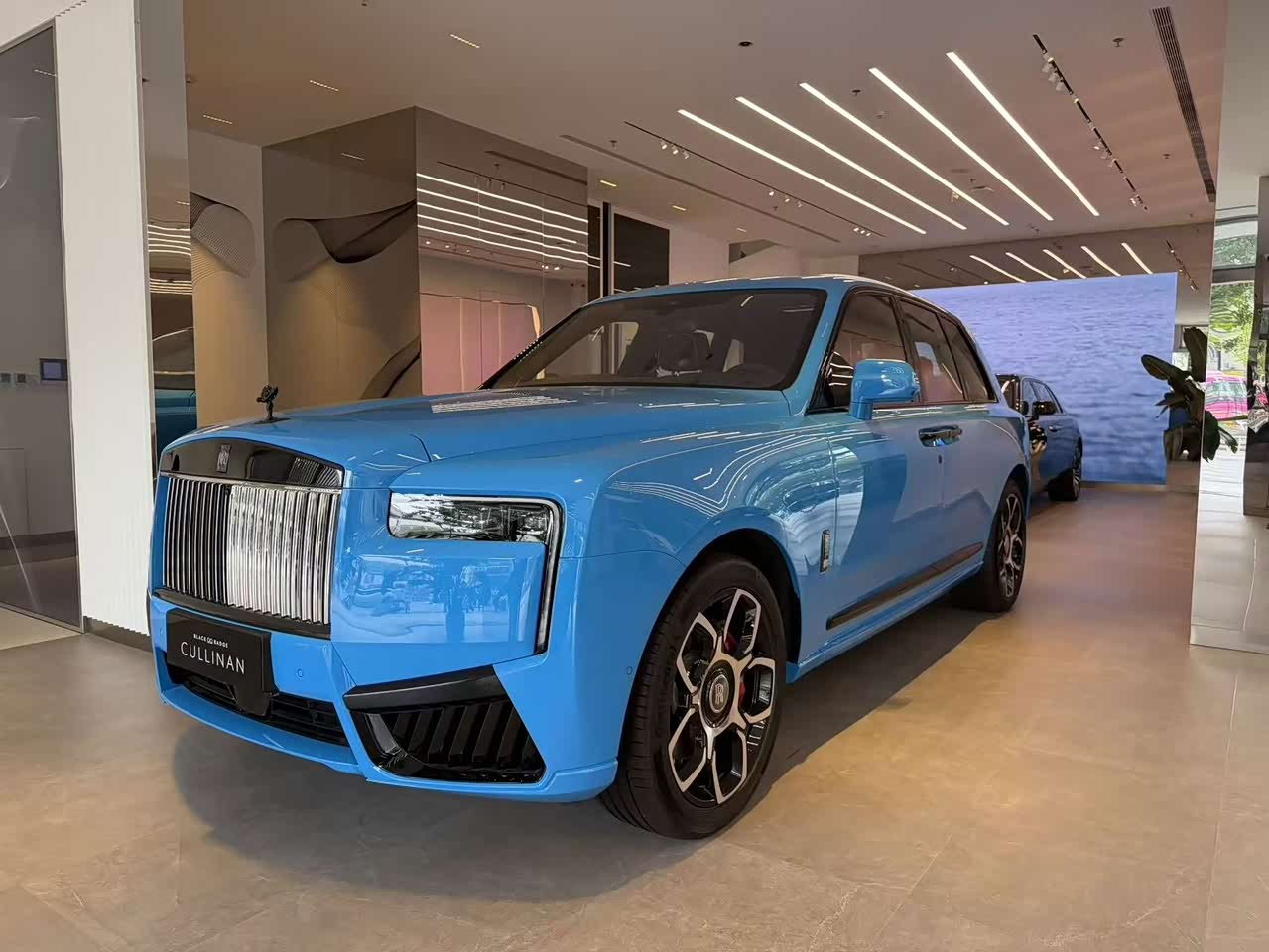 Cullinan 2026 Black Badge