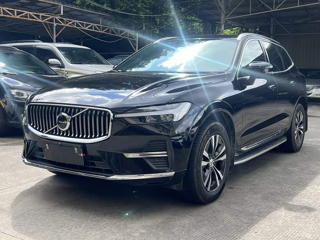 XC60 2025 B5 AWD Luxury