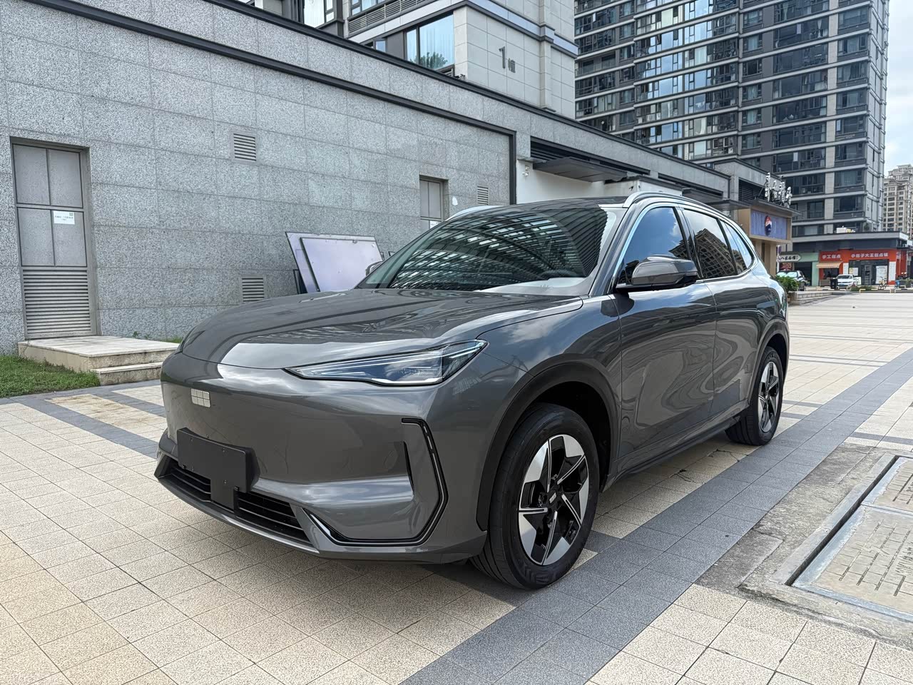 E5 2026 610km Explorer +
