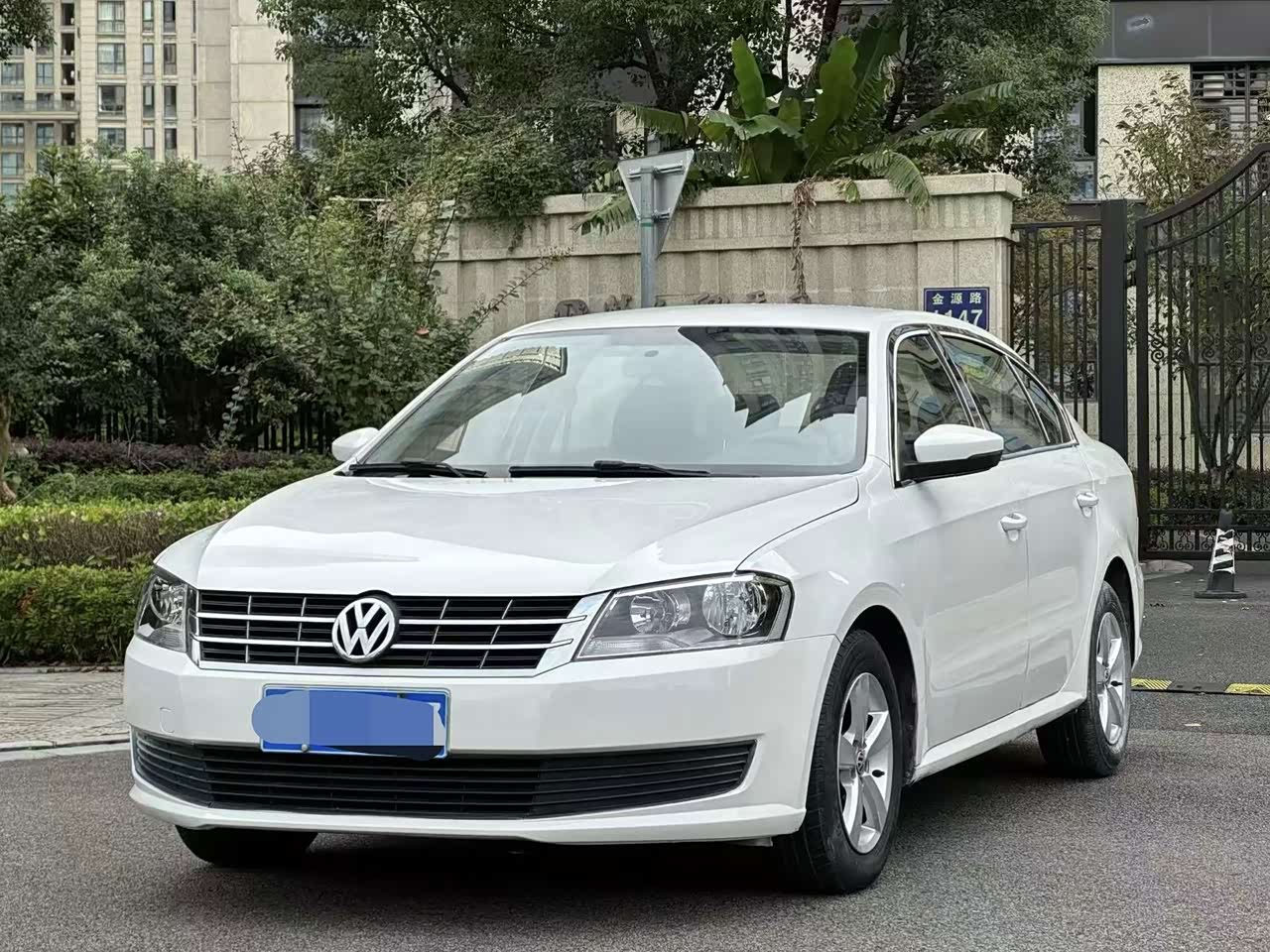Lavida 2015 1.6L AT