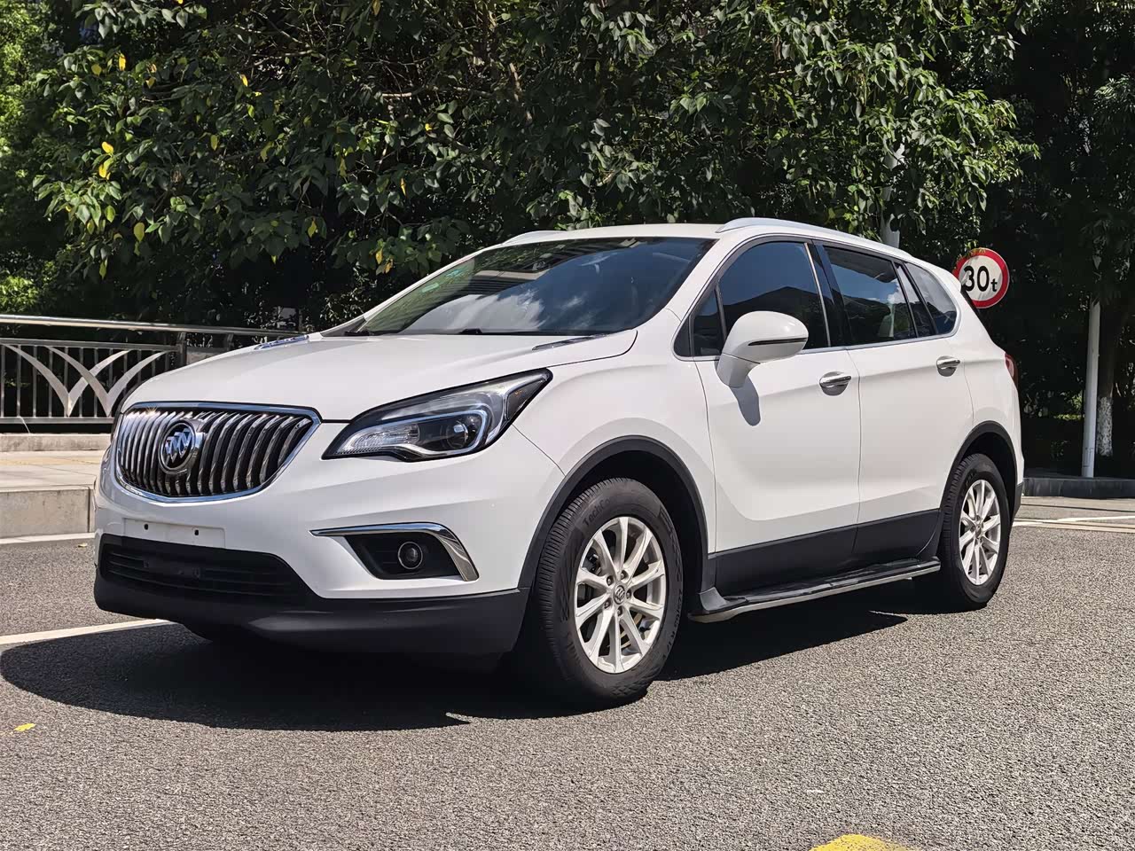 Envision Plus 2017 20T RWD Elite