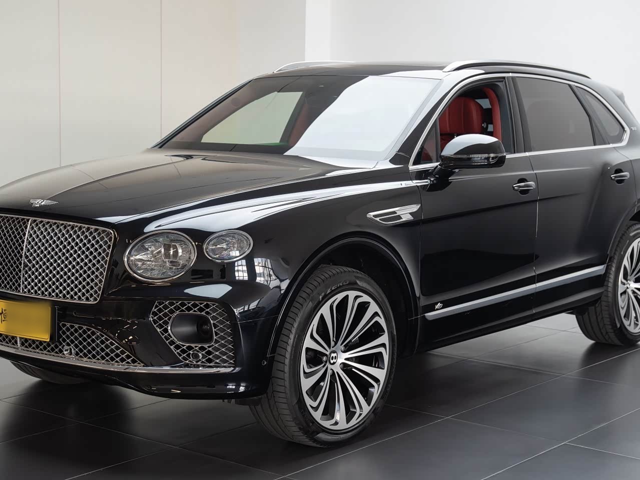 Bentayga 2021 4.0T V8 First Edition