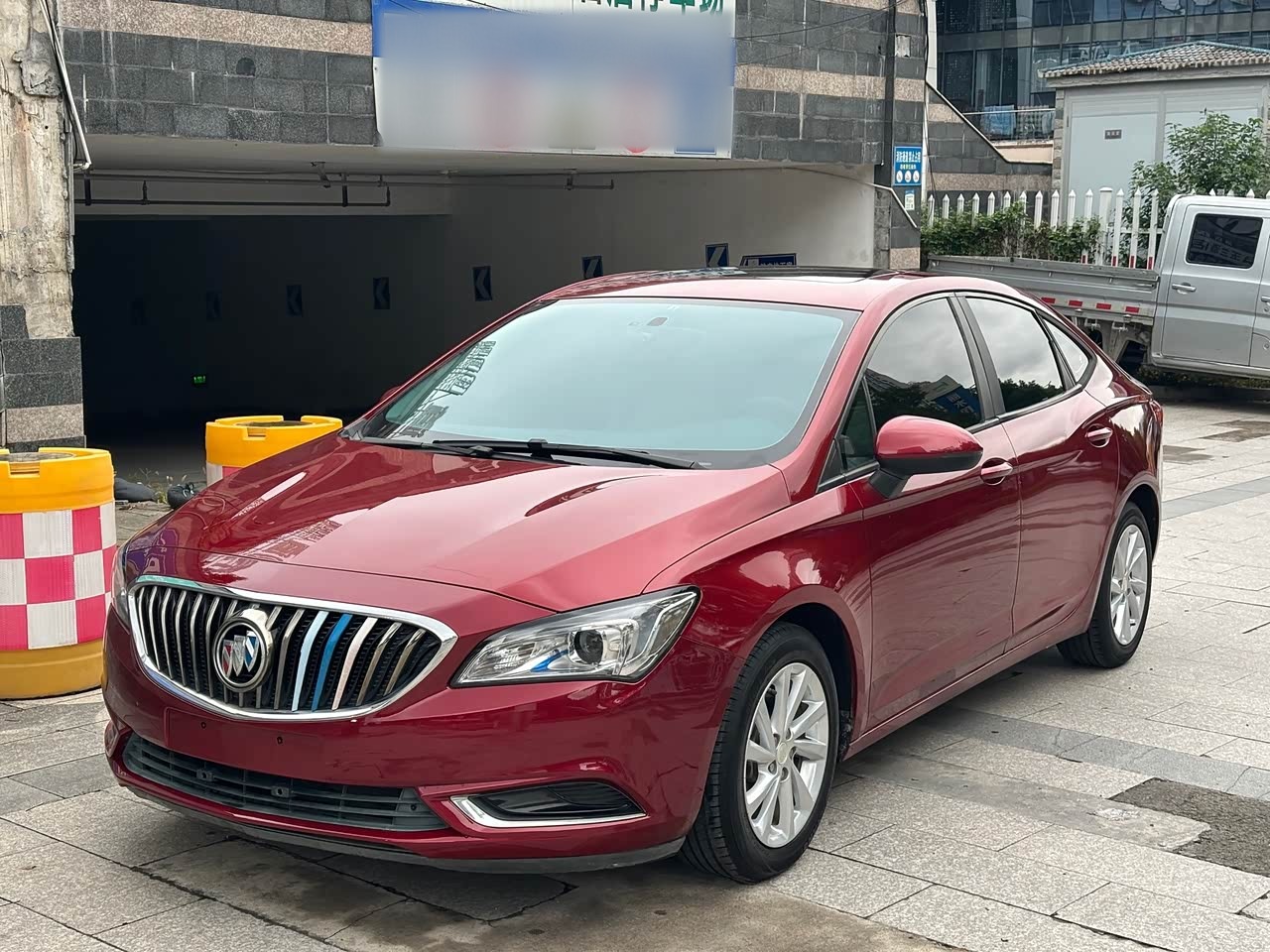 Verano 2015 Sedan 15S AT Leading