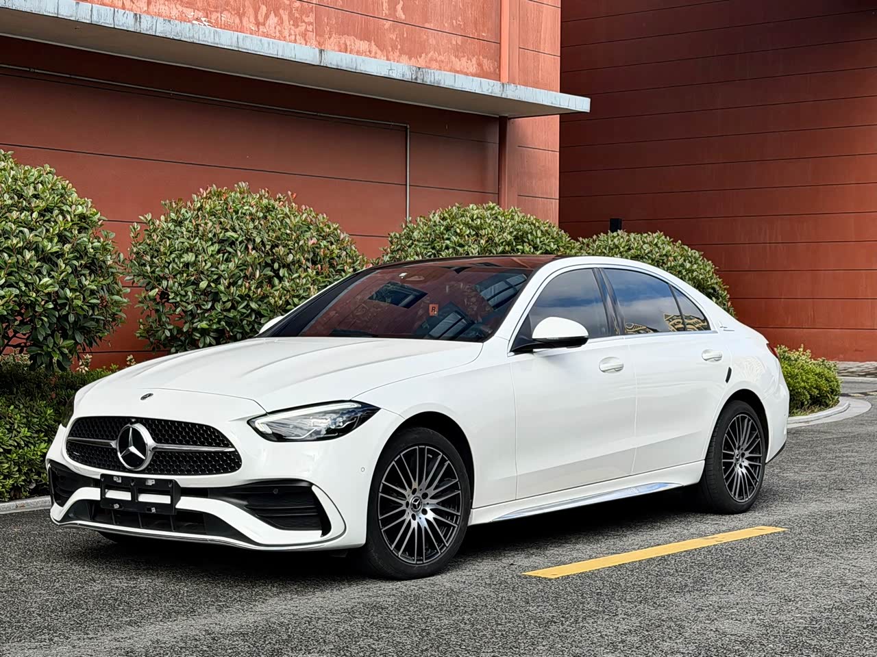 C-Class 2025 C 260 L Sport