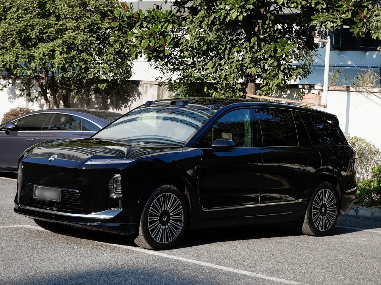 ES8 2026 6-Seater Executive Luxury