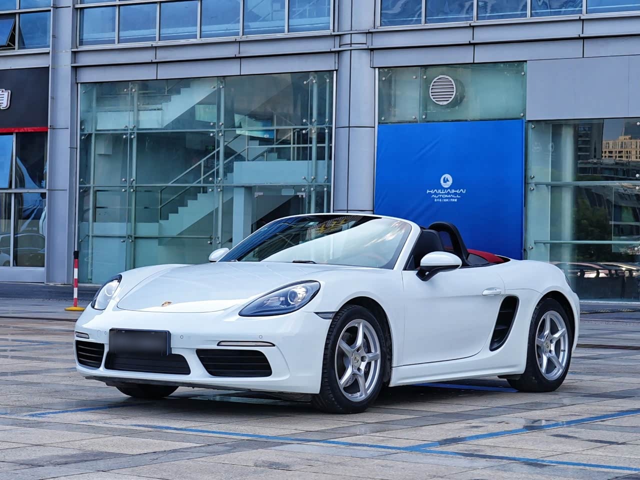 718 2018 Boxster 2.0T