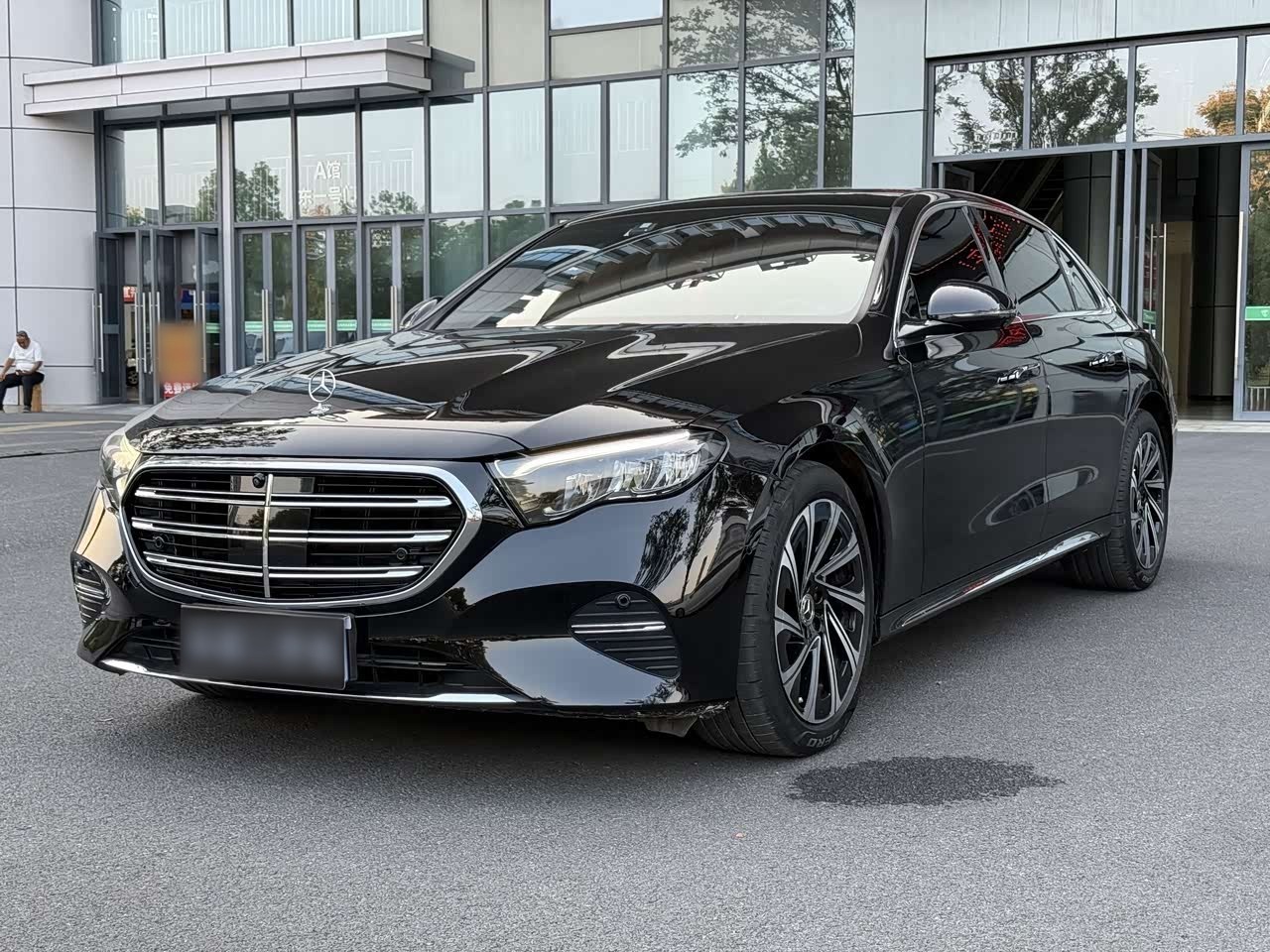 E-Class 2025 E 300 L Luxury