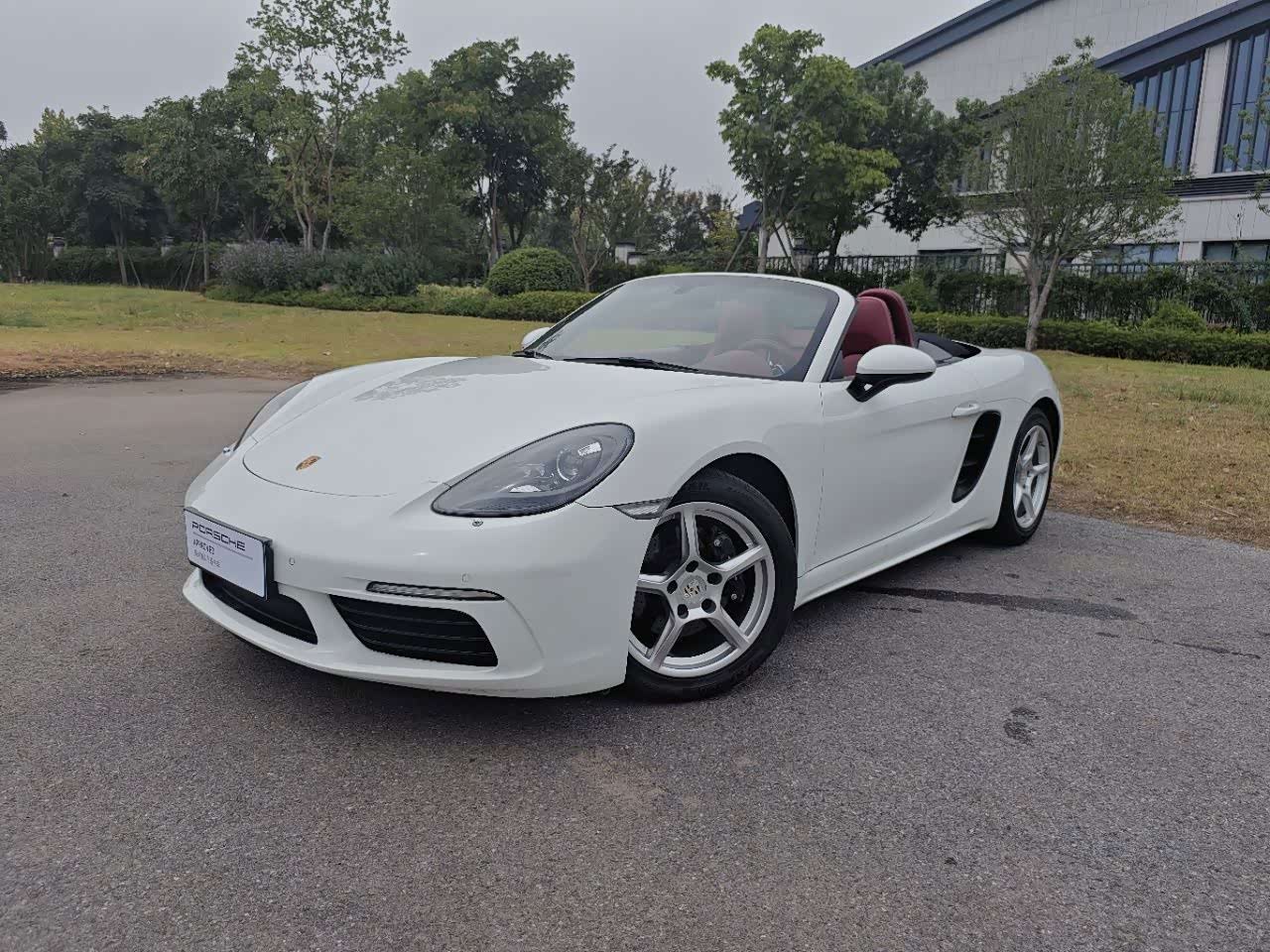 718 2023 Boxster 2.0T