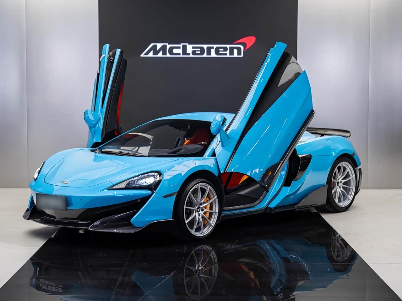 600LT 2018 3.8T Coupe