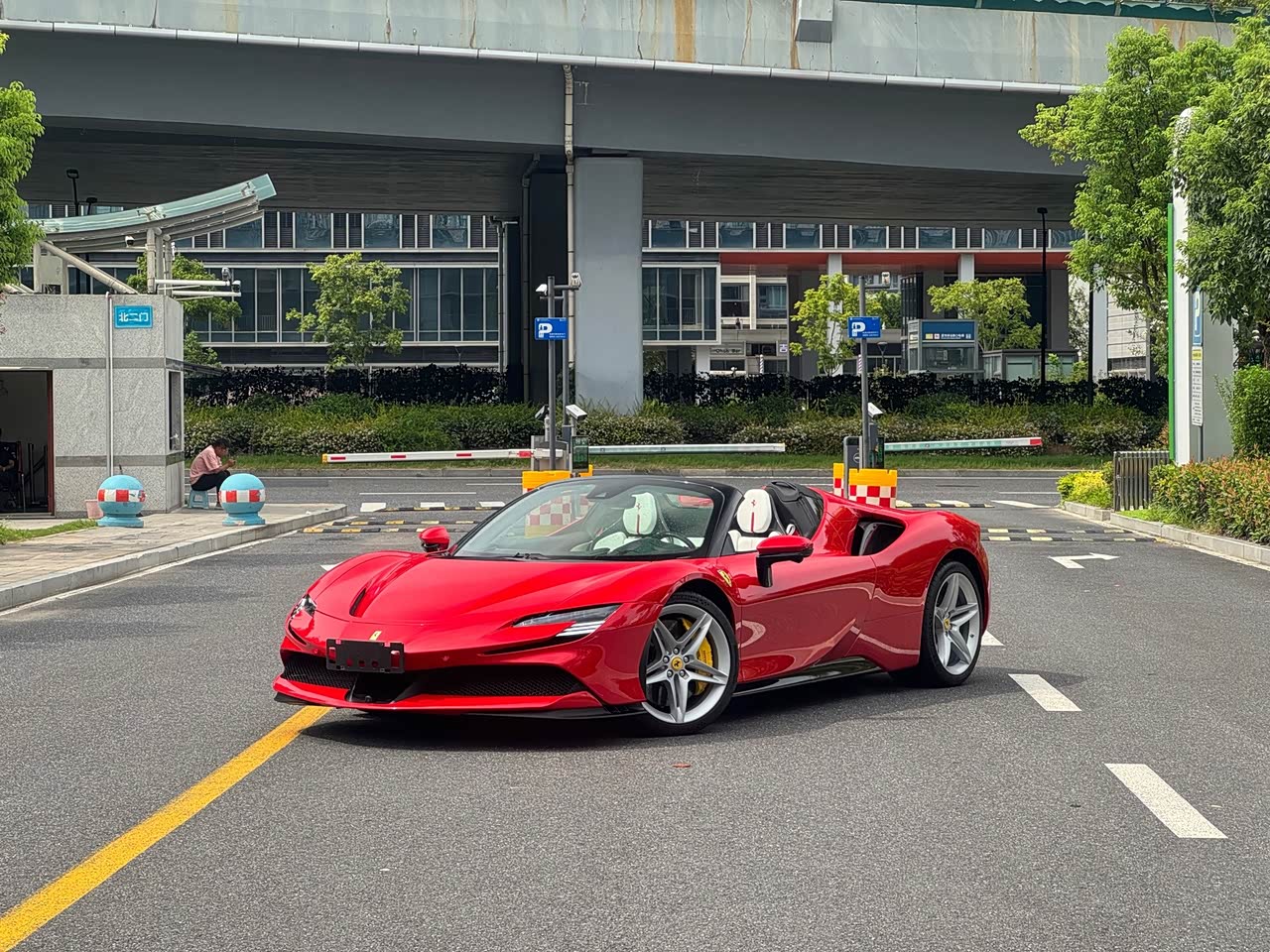 SF90 2021 3.9T V8 Spider