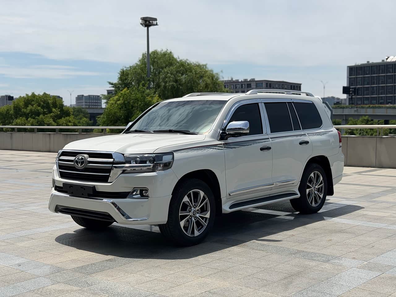 Land Cruiser Imported 2018 4.6L AT