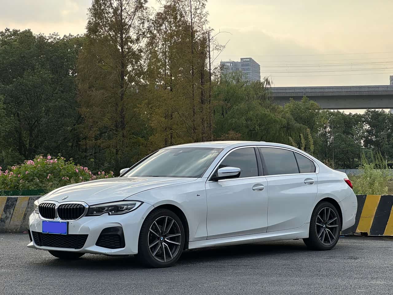 3 Series 2020 325Li M Sport Package