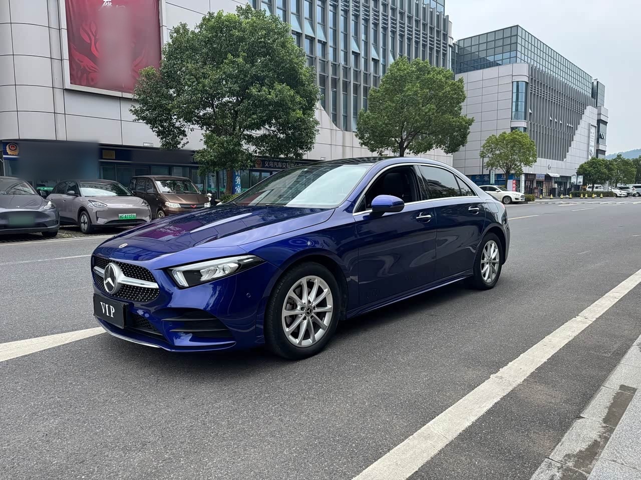 A-Class 2021 A 200 L Sport Fashion