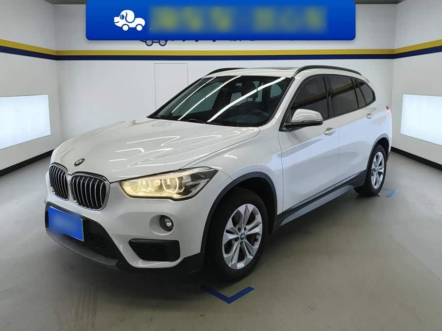 X1 2016 sDrive18Li Exclusive