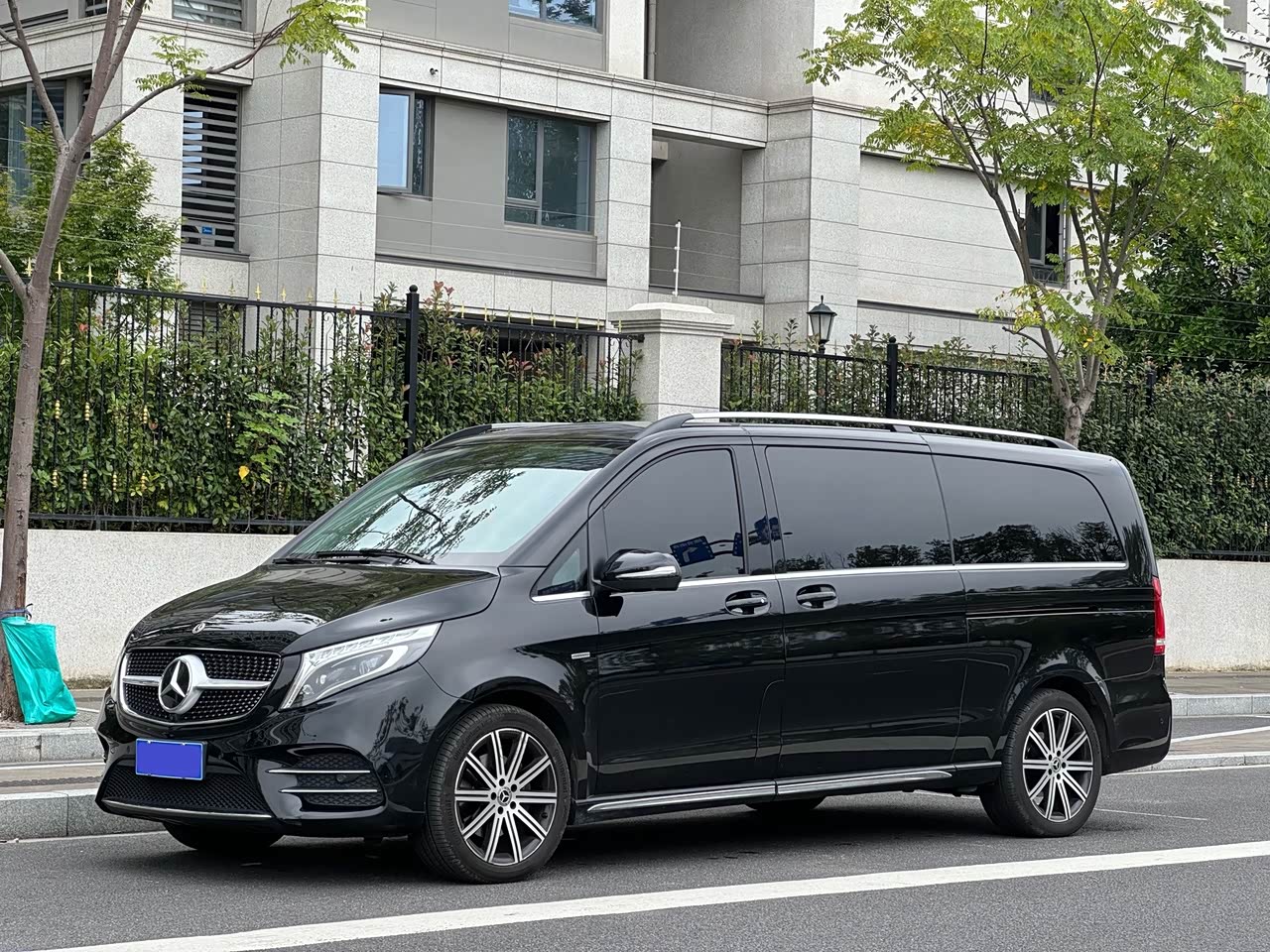 V-Class 2021 V 260 L Long Wheelbase Luxury