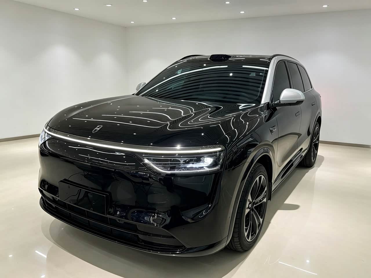 M8 2025 EREV Ultra 53.4kWh 6-Seater 192-Line LiDAR