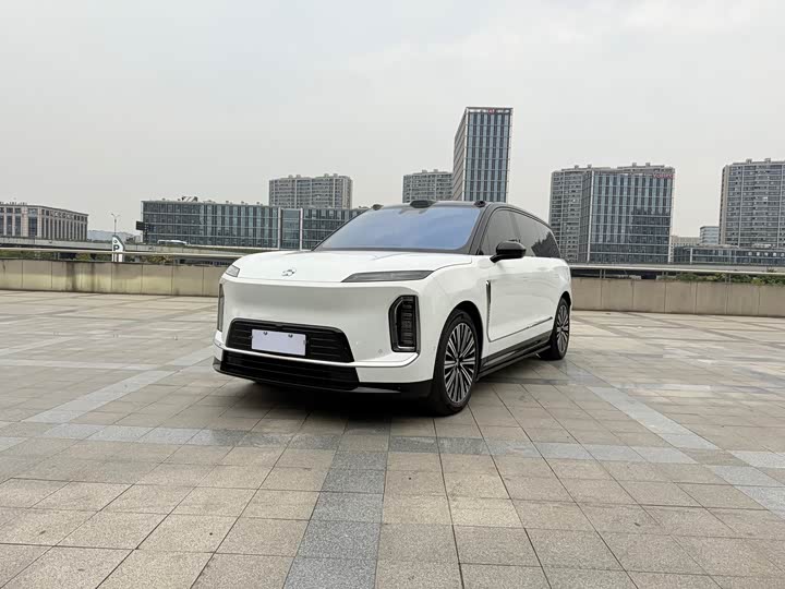NIO 蔚来ES9 2026款 102kWh 行政通道签名版