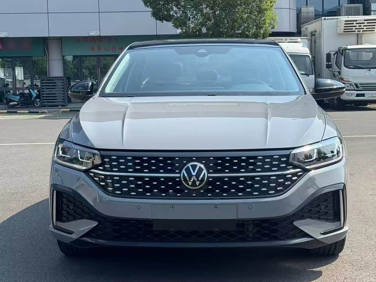 Lavida 2023 300TSI DSG
