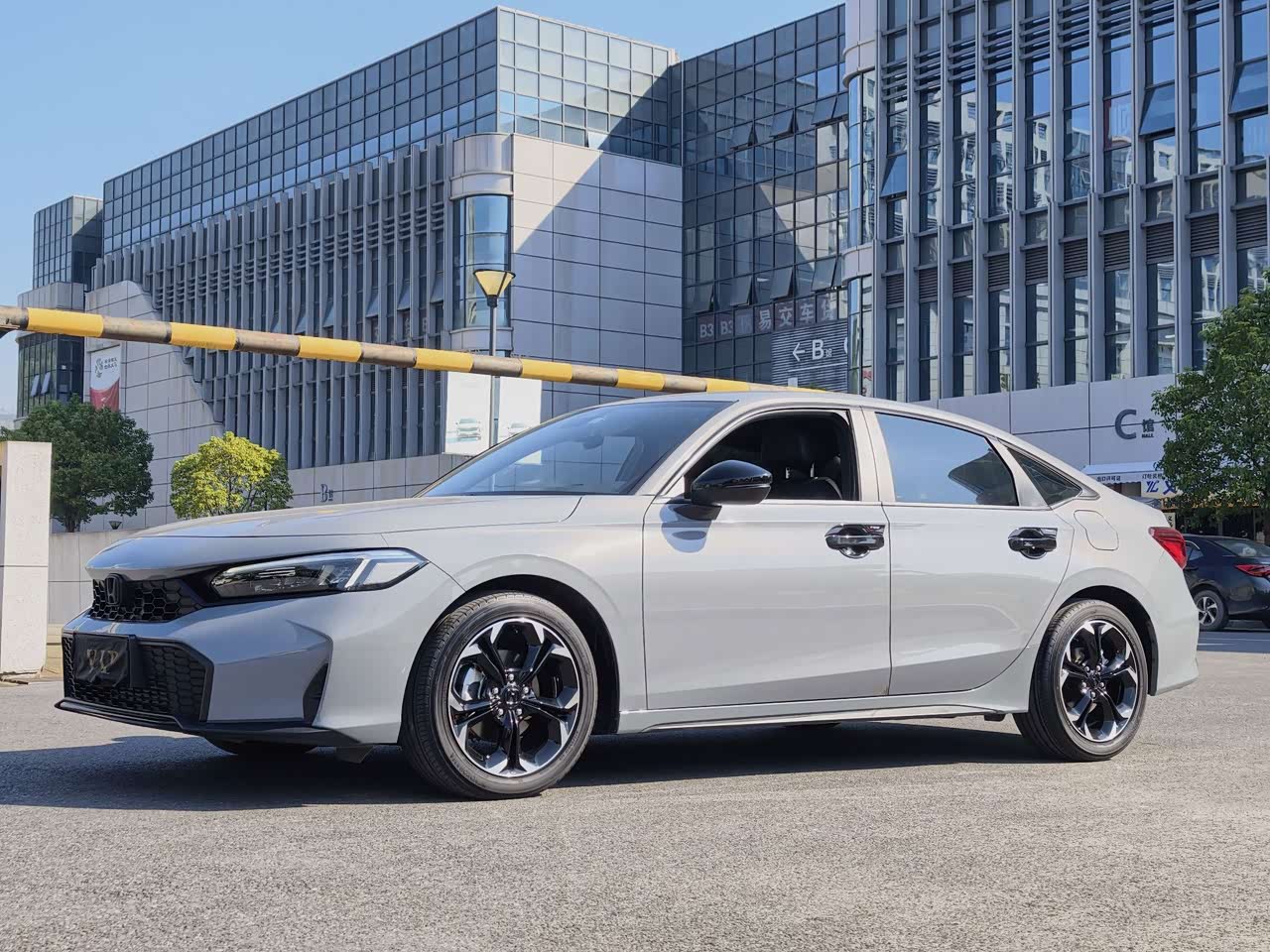 Civic 2025 240TURBO CVT Pro