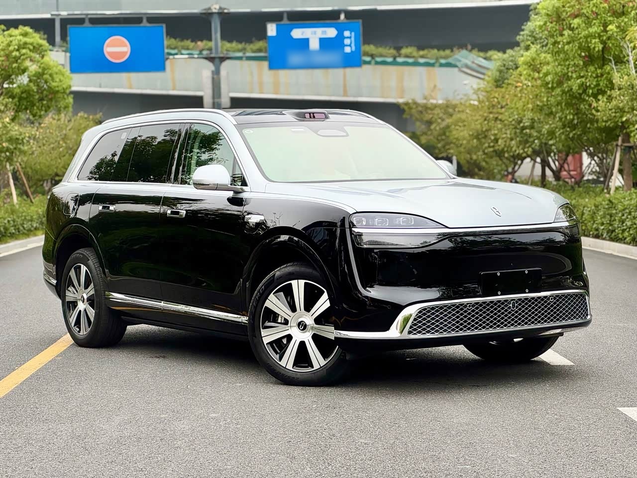 M9 2026 EREV Ultra 6-Seater