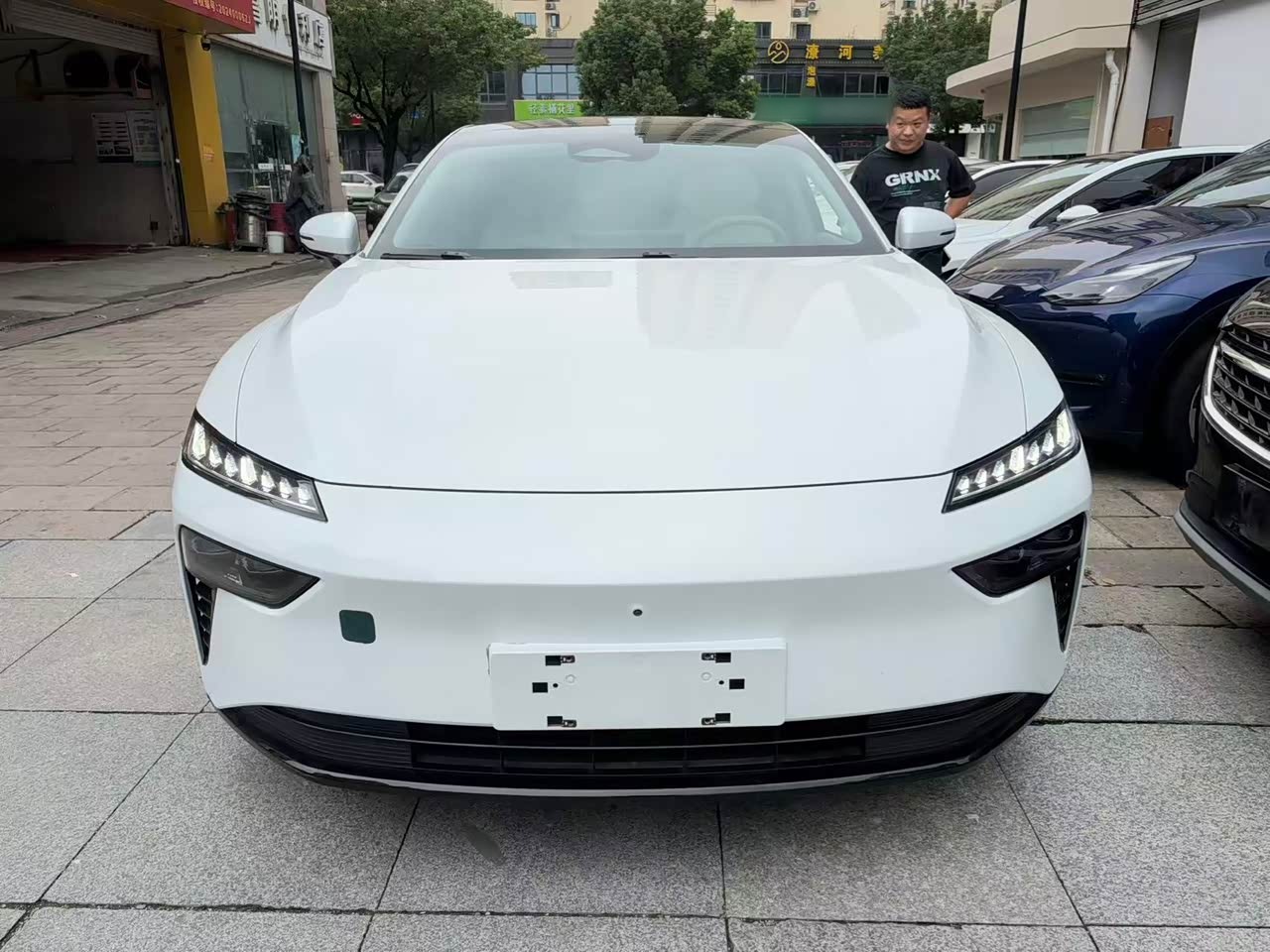 eπ007 2024 EV 540 AWD Max