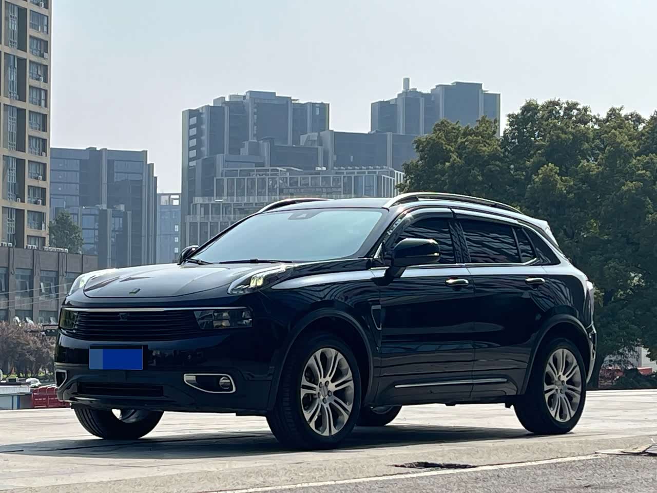 01 2019 2.0T RWD Pro China V