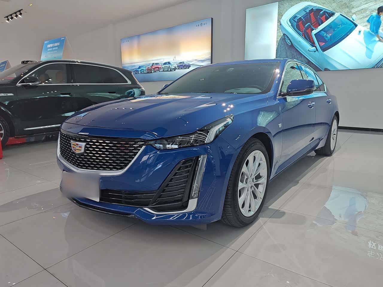 CT5 2022 28T Luxury