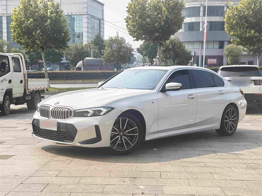 3 Series 2023 320Li M Sport Package