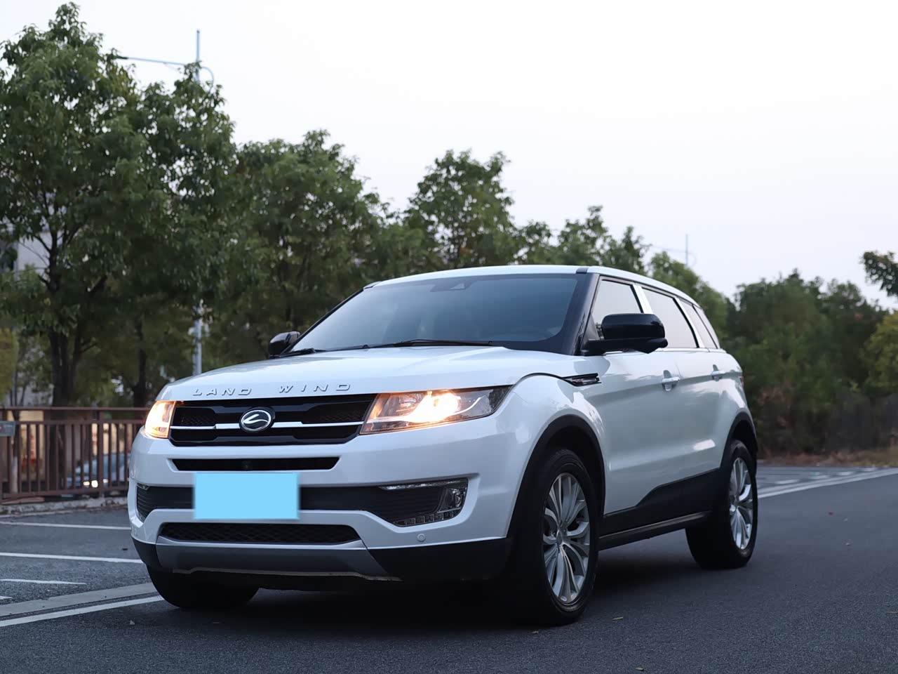X7 2015 2.0T Premium
