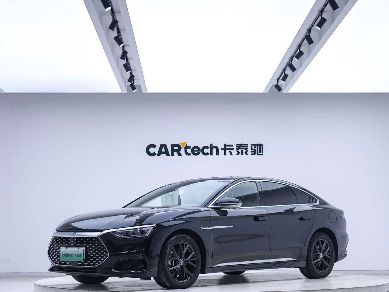 Han 2024 DM-i Honor 121KM Premium