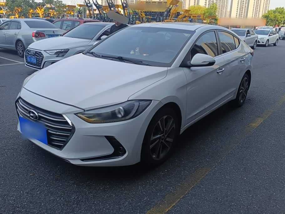 Elantra 2018 1.6L AT 15 Special