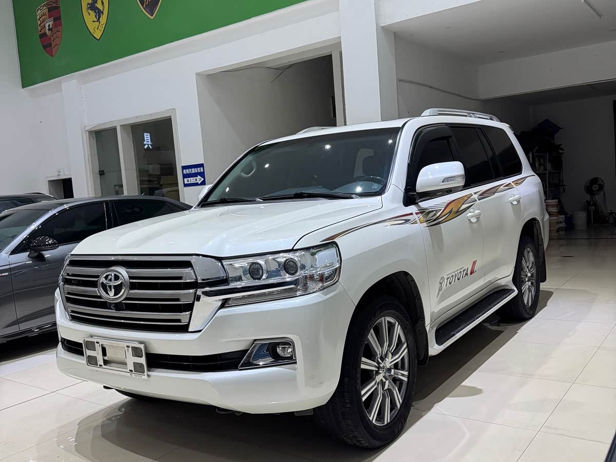 Land Cruiser Imported 2019 5.7L AT