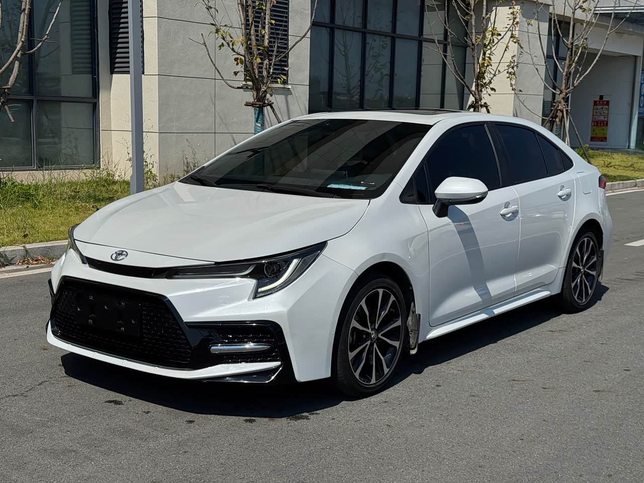 Levin 2022 185T CVT Sport