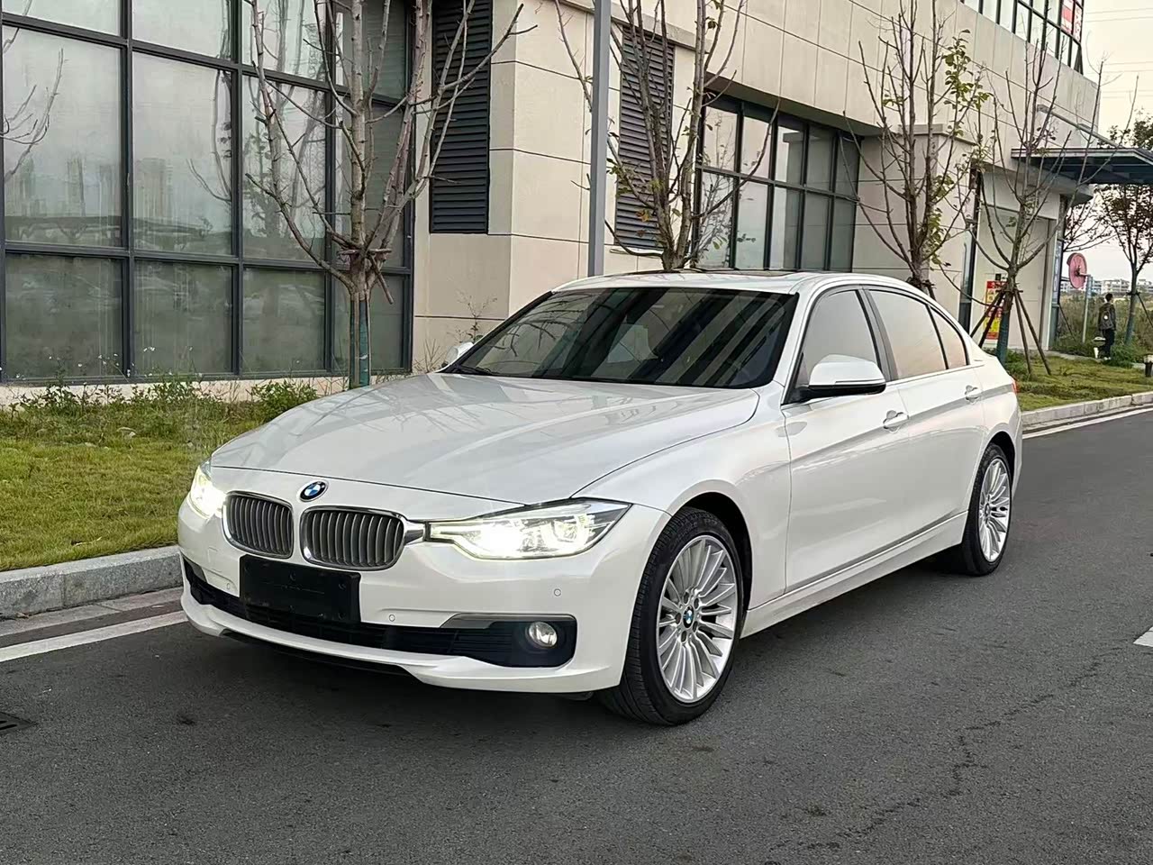 3 Series 2018 320Li Fashion
