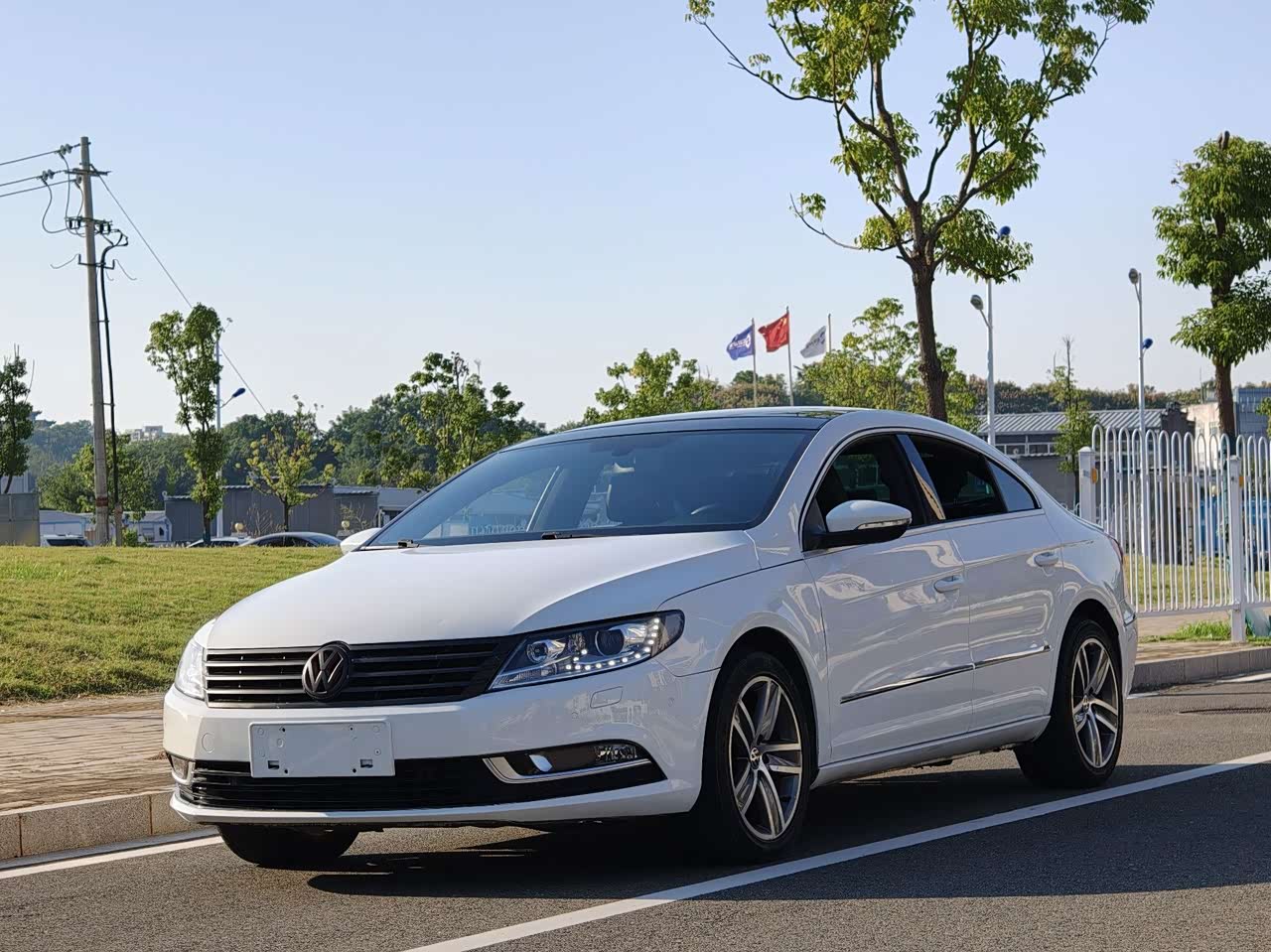 FAW-Volkswagen CC 2015 1.8TSI Luxury