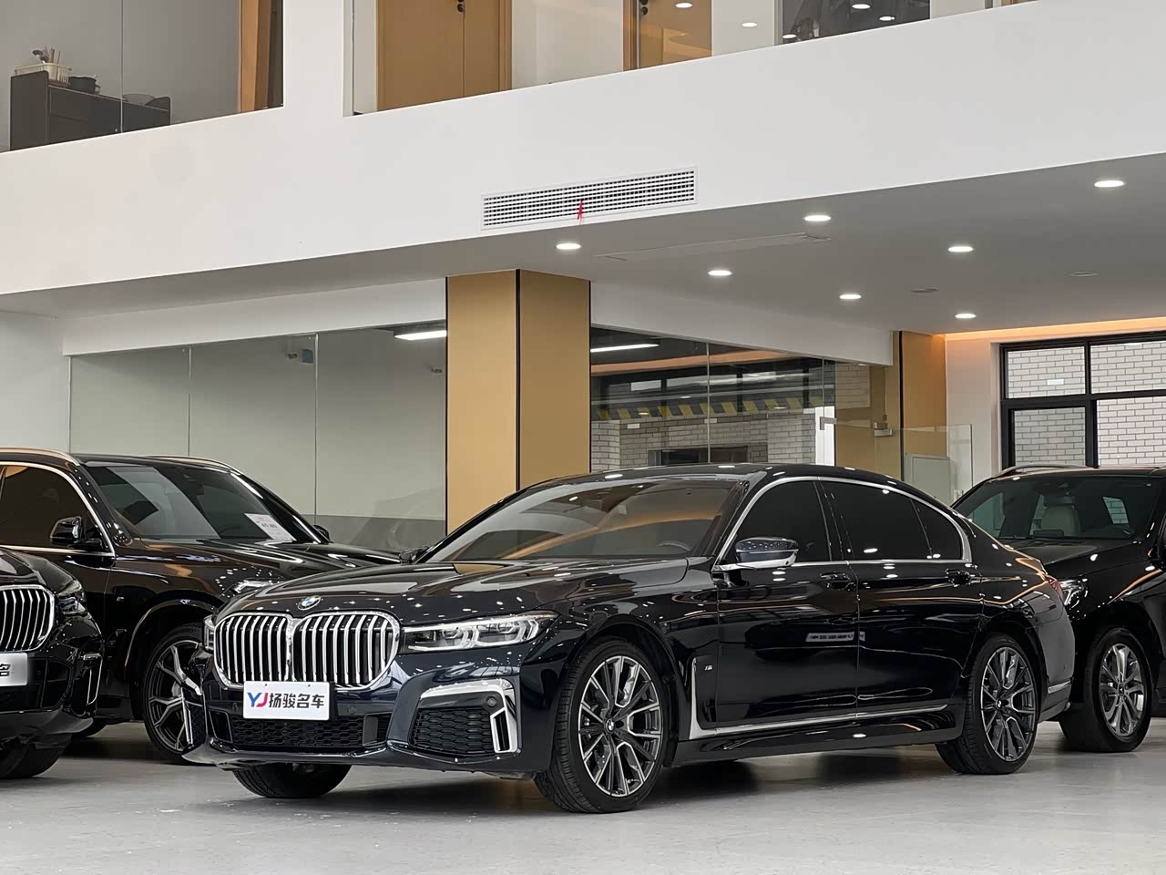 7 Series 2019 740Li Leading M Sport Package