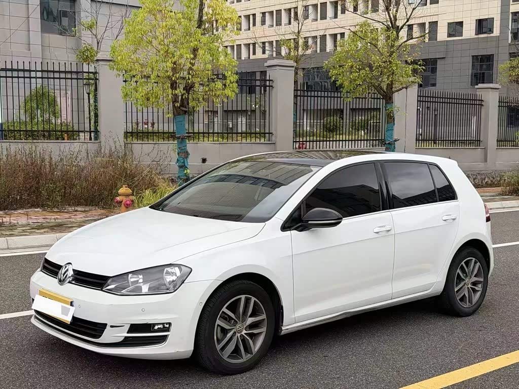 Golf 2017 230TSI AT Luxury Anniversary Edition