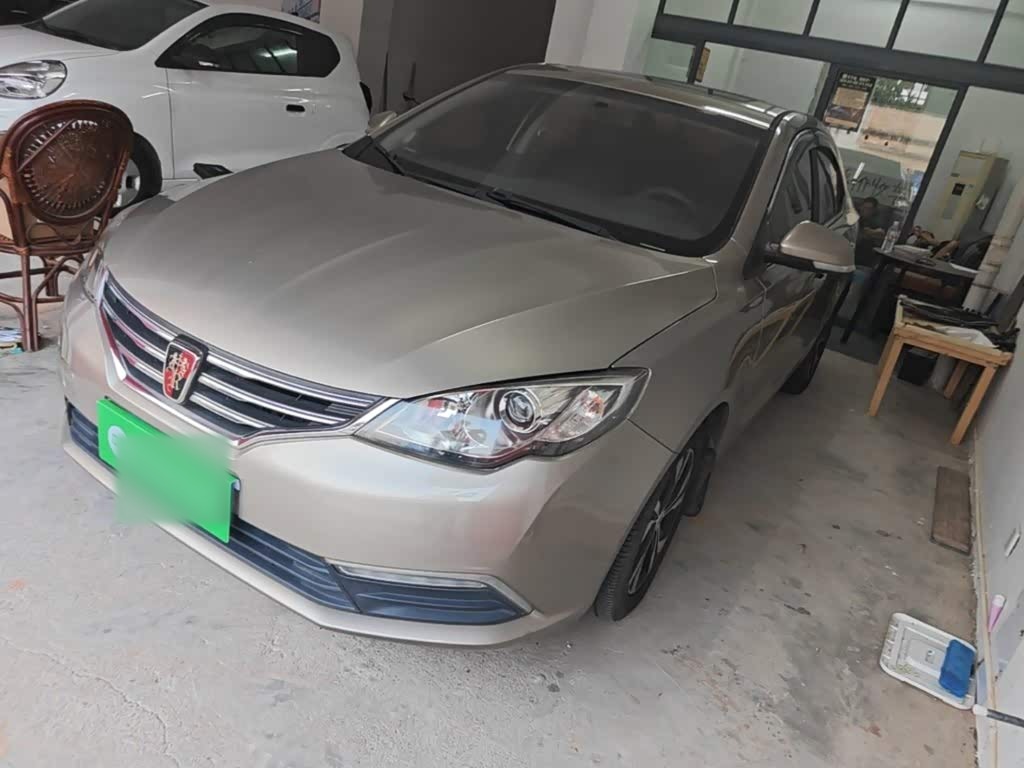 360 2017 1.5L AT Luxury