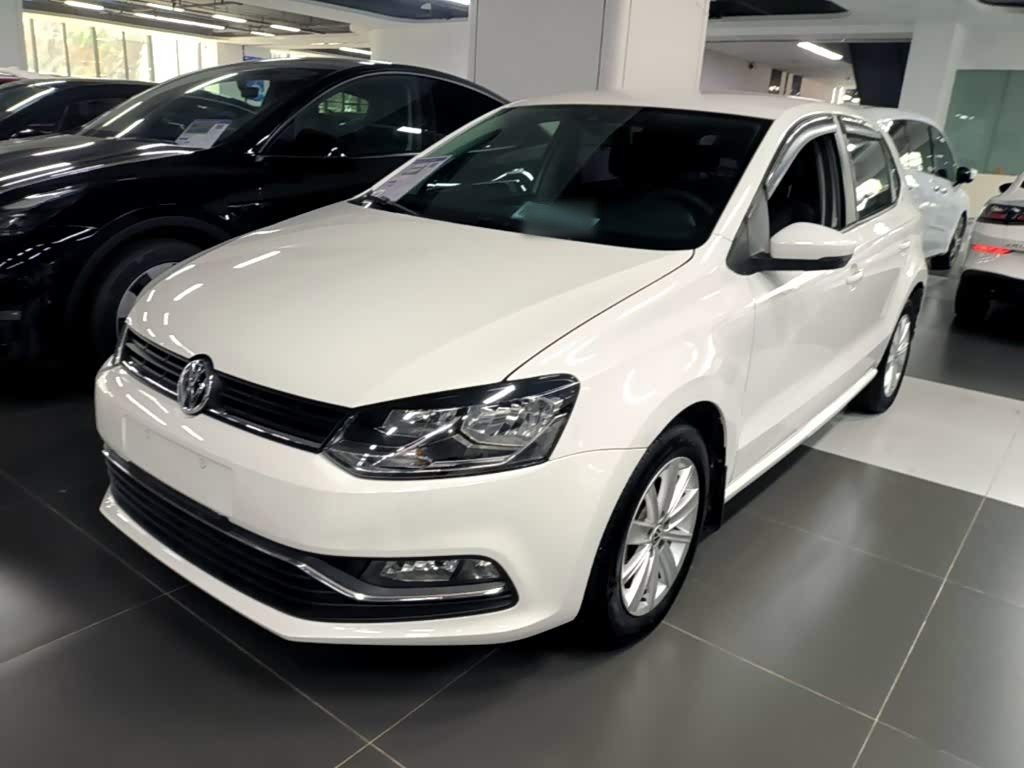 Polo 2014 1.6L AT Comfort