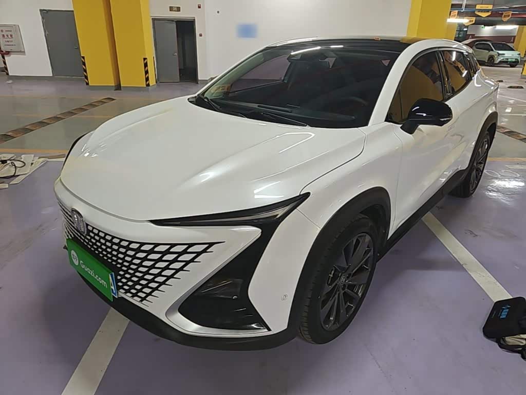 UNI-T 2020 1.5T Flagship