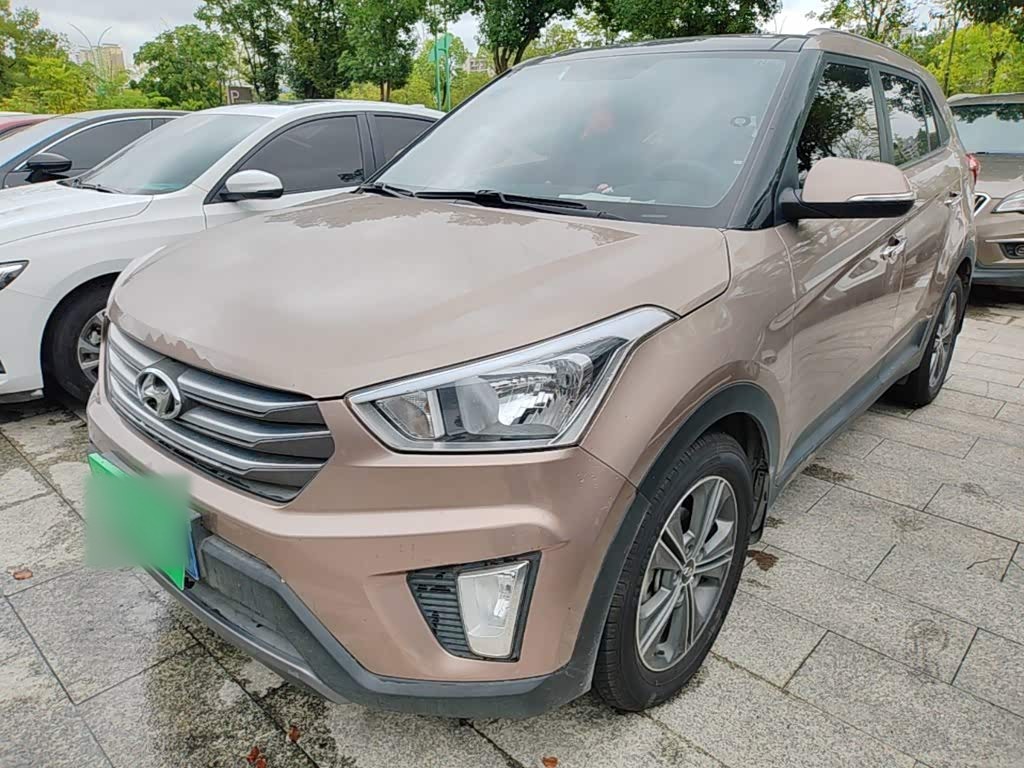 ix25 2015 1.6L AT RWD Smart GLS