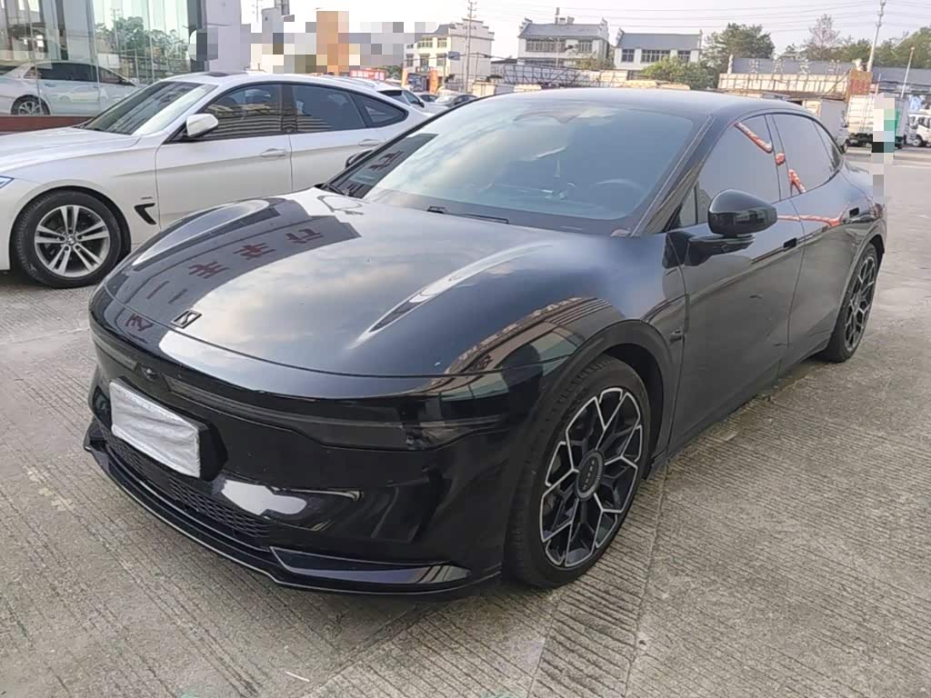 007 2024 AWD 100kWh