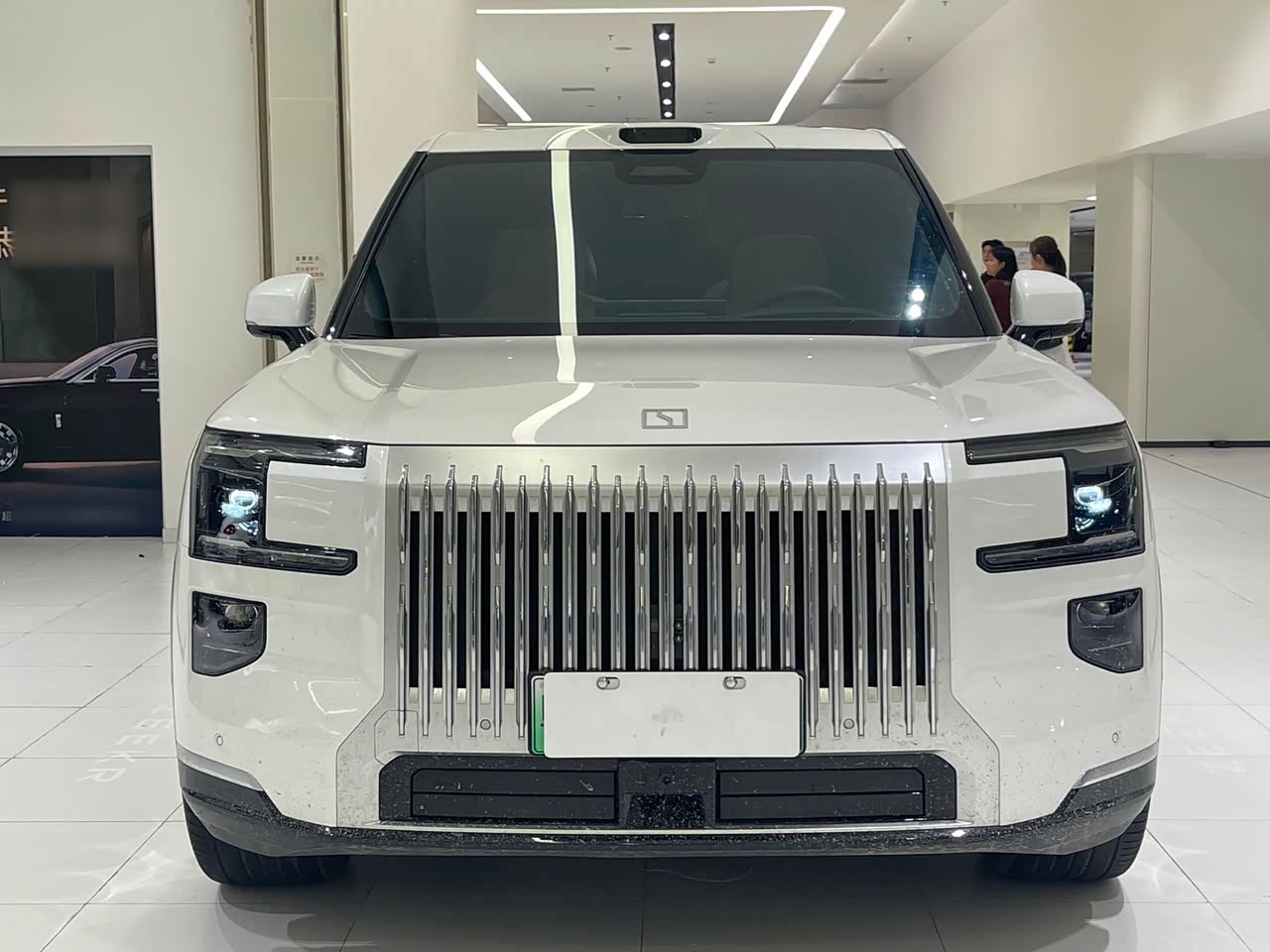 009 2024 7-Seater 140kWh