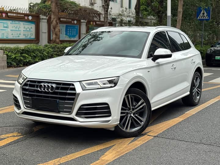 Q5L 2020 Facelift 40 TFSI Fashion