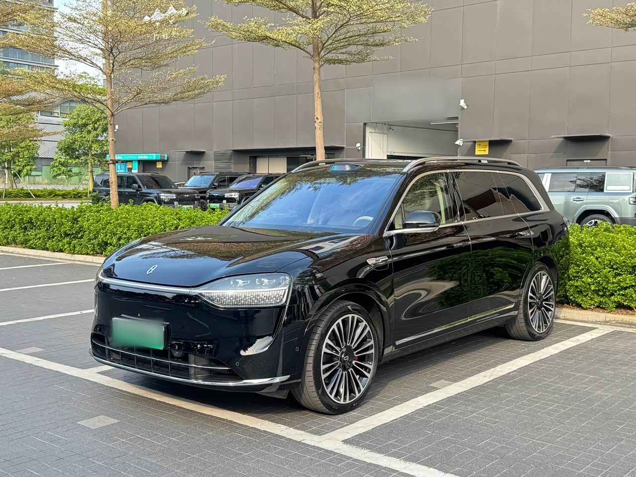 M9 2024 EREV Ultra 42kWh 6-Seater