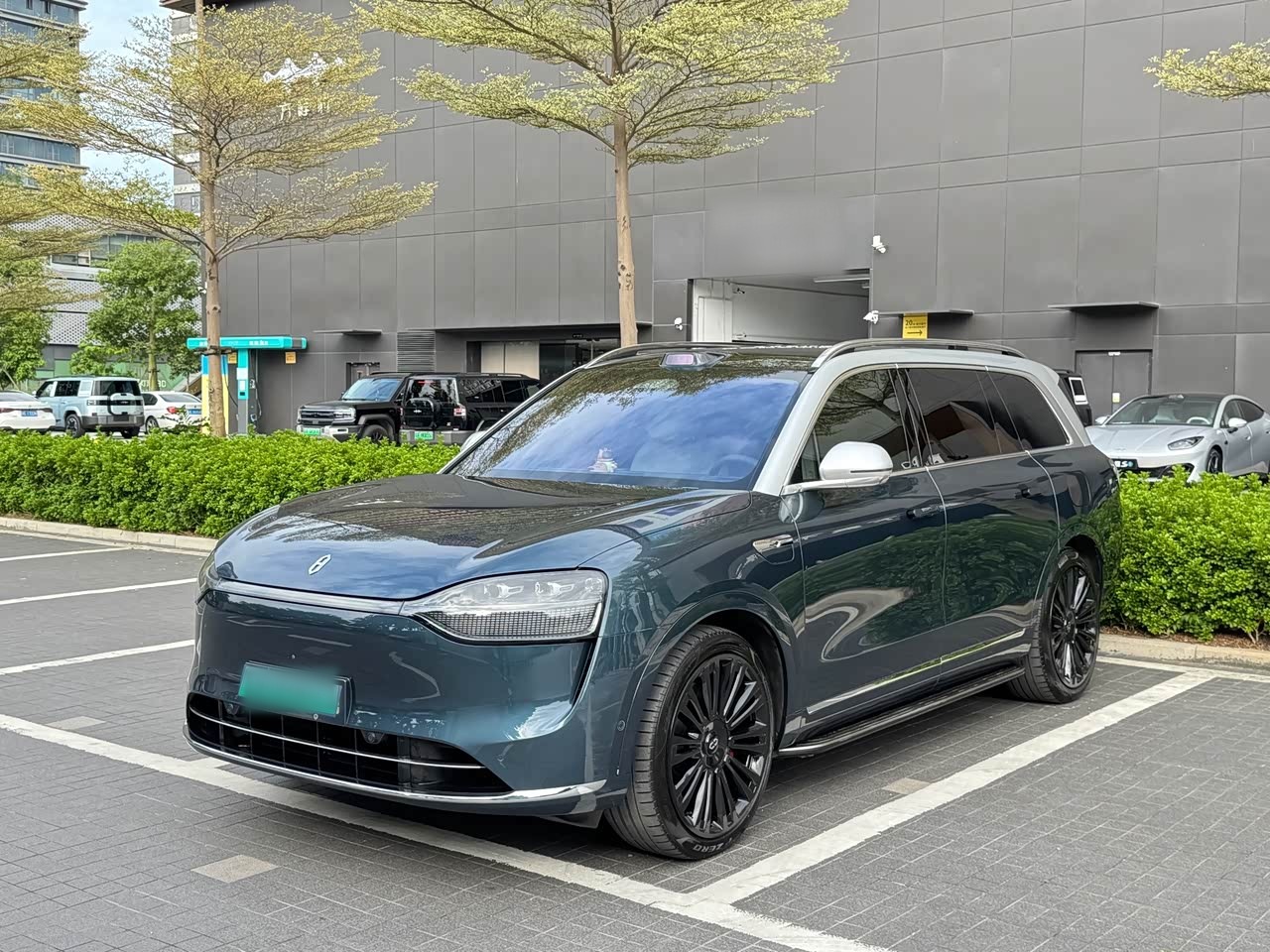 M9 2024 EREV Ultra 42kWh 6-Seater