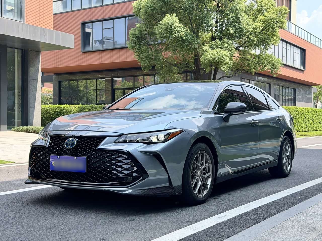 Avalon 2019 Hybrid 2.5L Luxury China V
