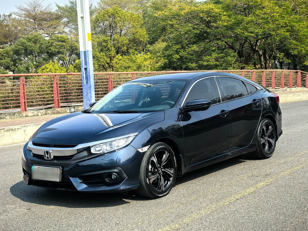 Civic 2016 220TURBO CVT Luxury