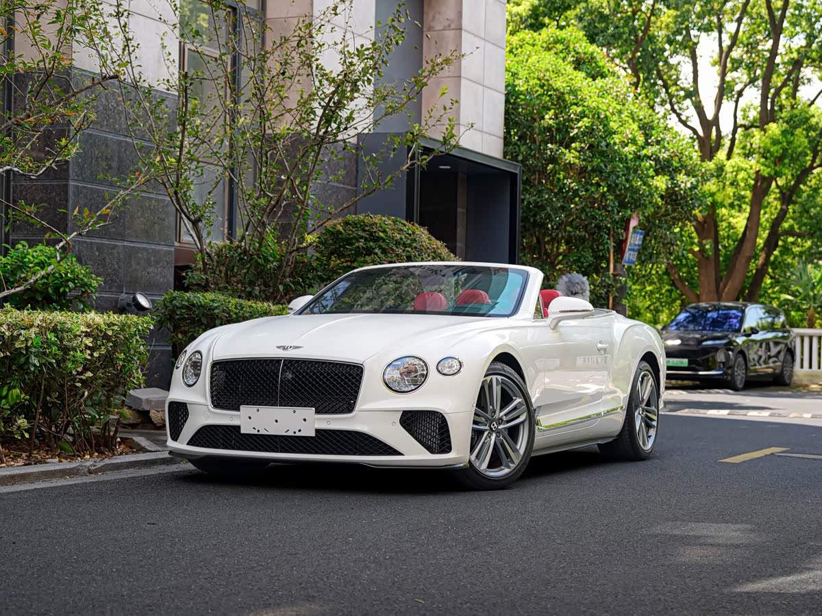 2024 4.0T GT V8 Convertible