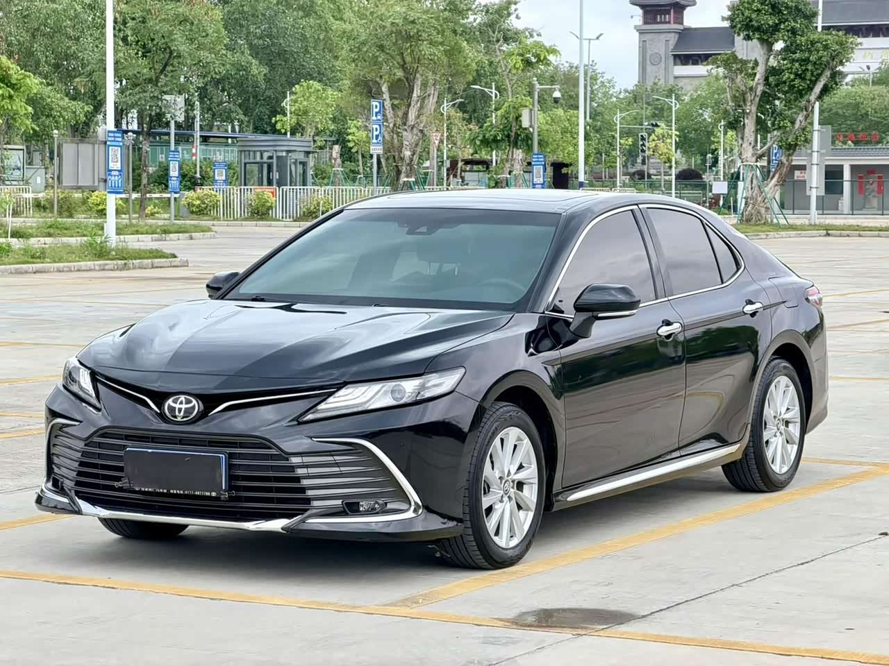 Camry 2023 2.0G Luxury